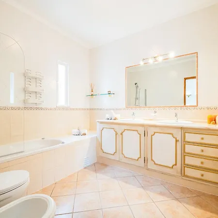 Villa In Vale Judeu With Private Pool Villa