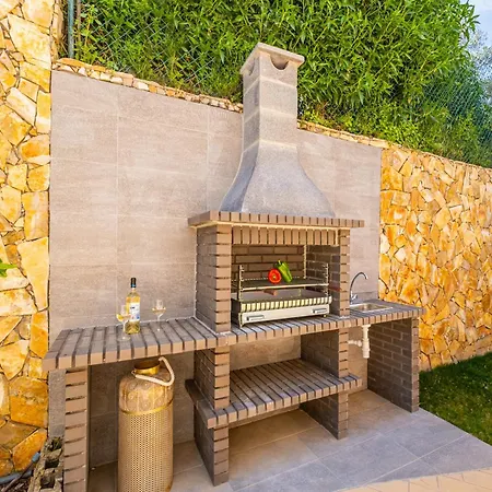 Villa Villa In Vale Judeu With Private Pool *