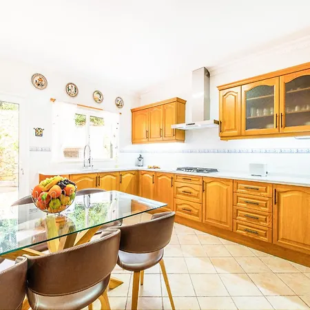 Villa In Vale Judeu With Private Pool *